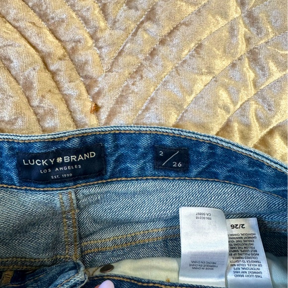 Jean shorts - Picture 2 of 5